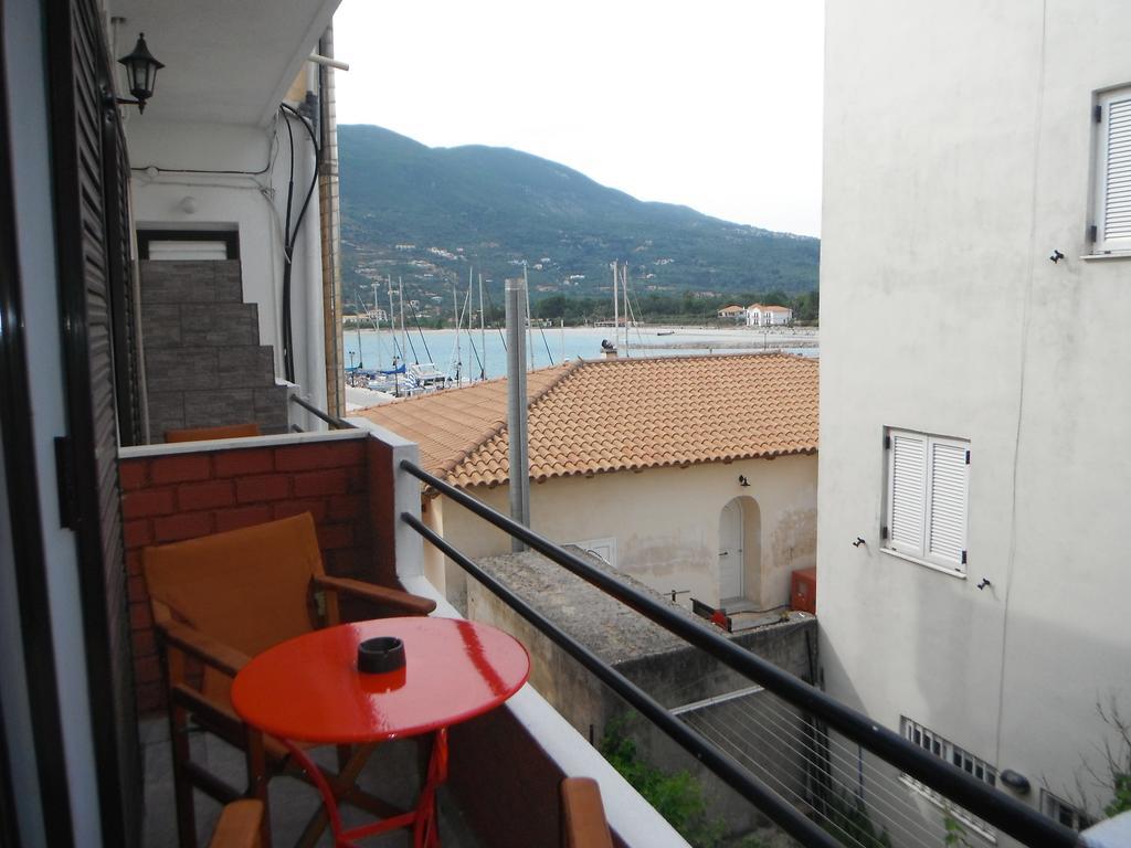 Orfeas Rooms Vasiliki  Ruang foto