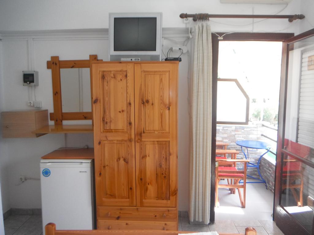 Orfeas Rooms Vasiliki  Ruang foto