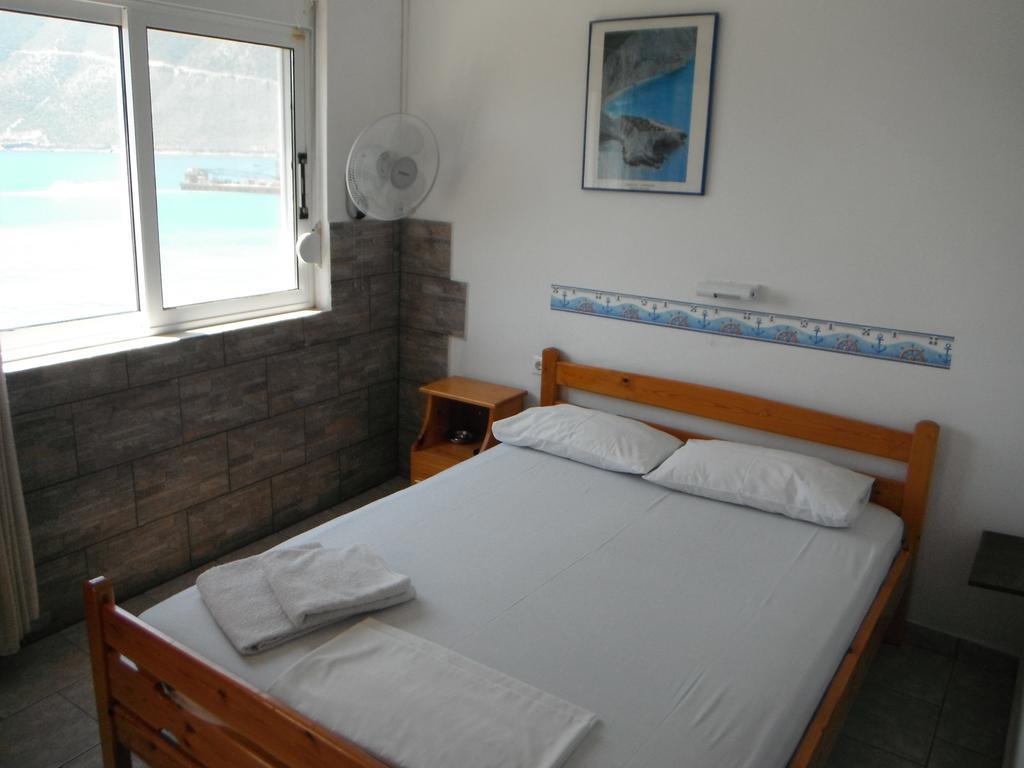 Orfeas Rooms Vasiliki  Ruang foto