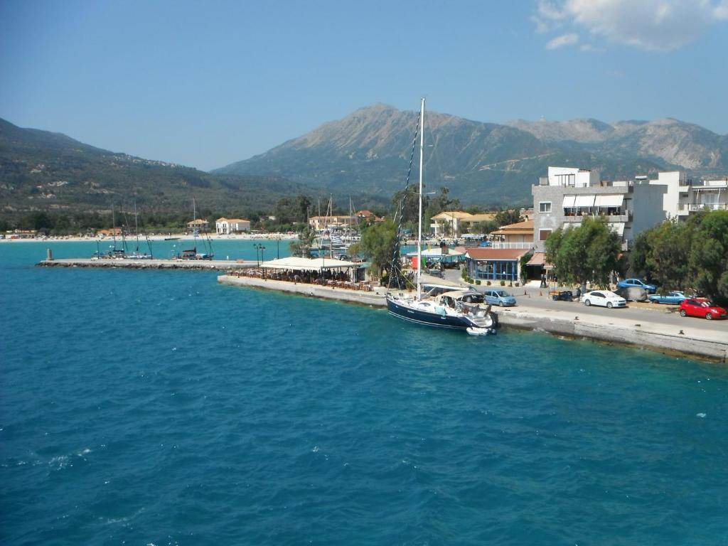 Orfeas Rooms Vasiliki  Bagian luar foto