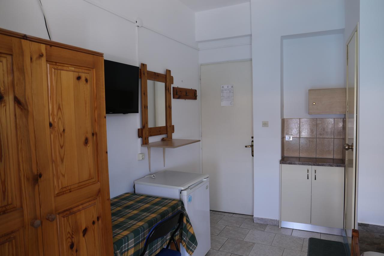Orfeas Rooms Vasiliki  Bagian luar foto